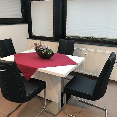 Ruhige Souterrainwohnung Leverkusen Exterior foto